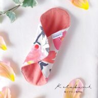 布ナプキン〈Sサイズ 茜染め〉/華やかに舞い踊る